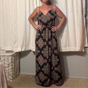 Skies Are Blue Geometric Black and Tan Maxi Dress